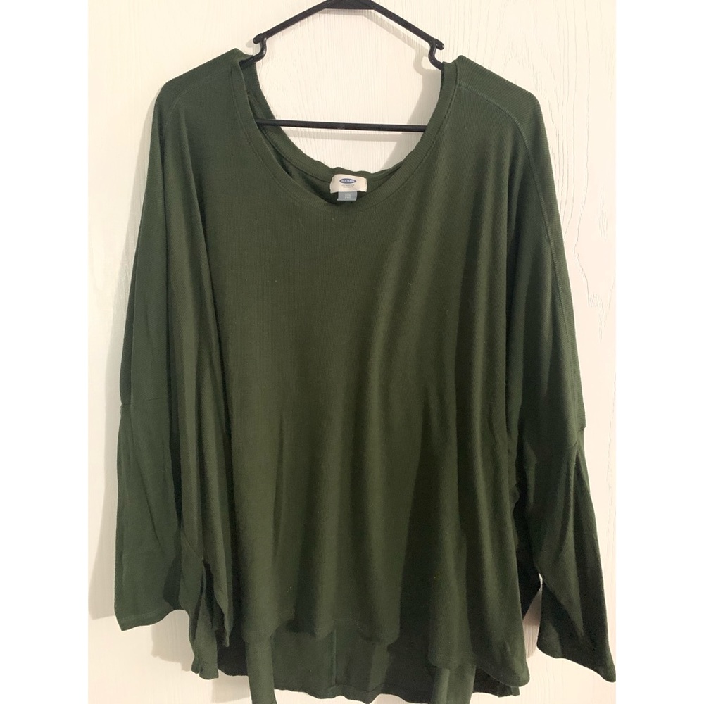Old navy green shirt